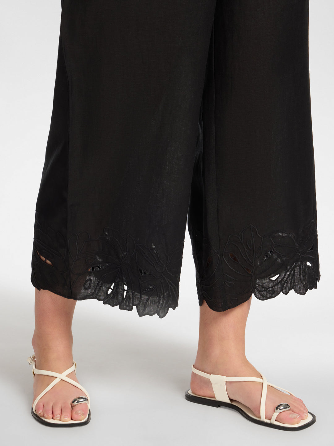 Elena Miro Embroidered Cutwork Linen Crop Pant in Black