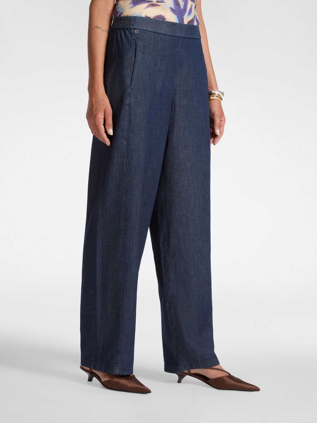 Elena Miro Chambray Pull on Carrot Jean in Organic Denim with Elastic Back in Blue