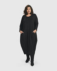 Alembika Oval Shaped Dress with Pockets in Black