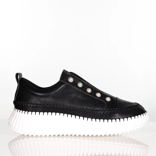 side view of Minx Pearlzie Pearl Detail Slip on Leather Runner in Black
