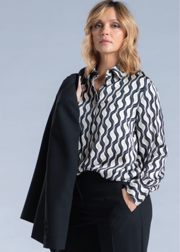 Luisa Viola Long Sleeve button Front Geo Print Blouse in Black White