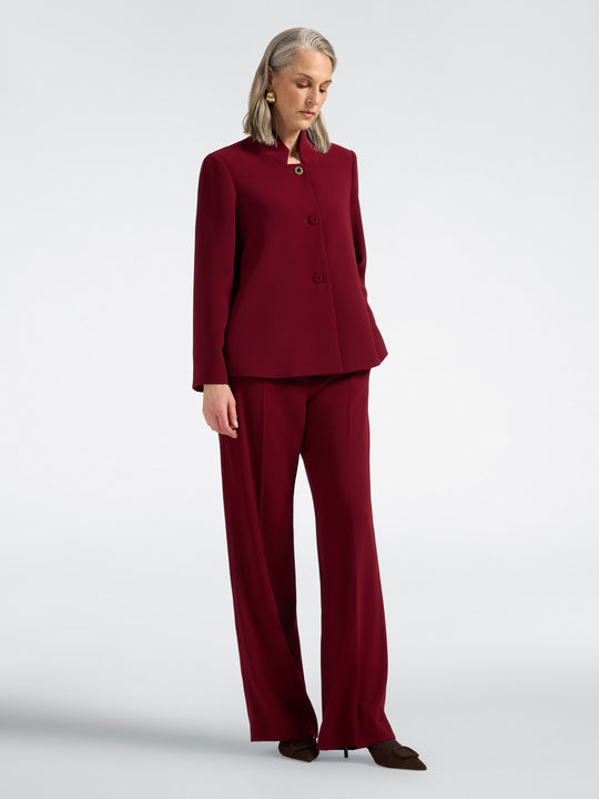 Red three-button stand-collar jacket with 3/4 sleeves