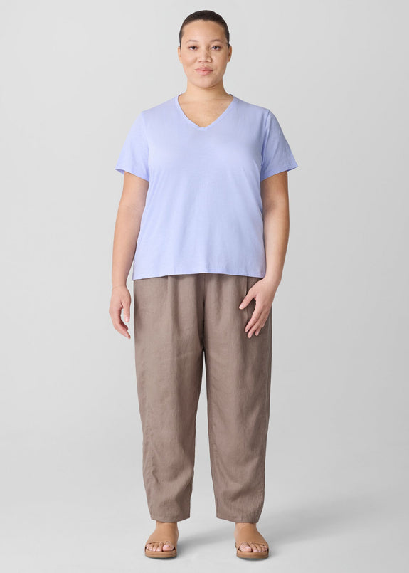 front view of Eileen Fisher short sleeve slubby cotton v-neck t-shirt on plus size model in bellflower color