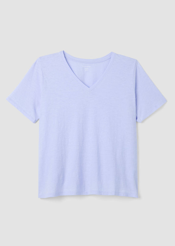 front view of Eileen Fisher plus size short sleeve slubby cotton v-neck t-shirt in bellflower color