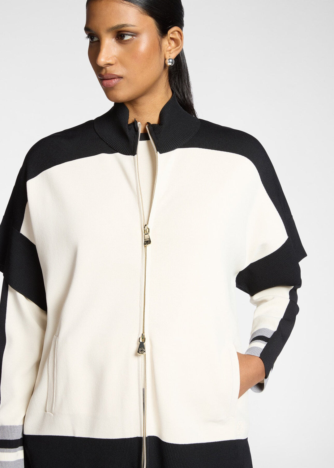 Front view of plus size Elena Miro Cape with Zip in Bi Color Compact Viscose in Juta Black