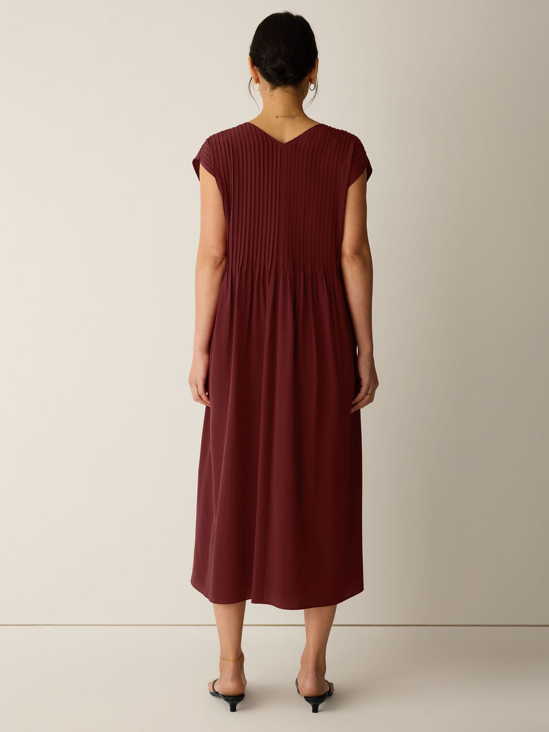 Eileen Fisher V-Neck Full Length Silk Crepe de Chine Dress in Sundried Tomato