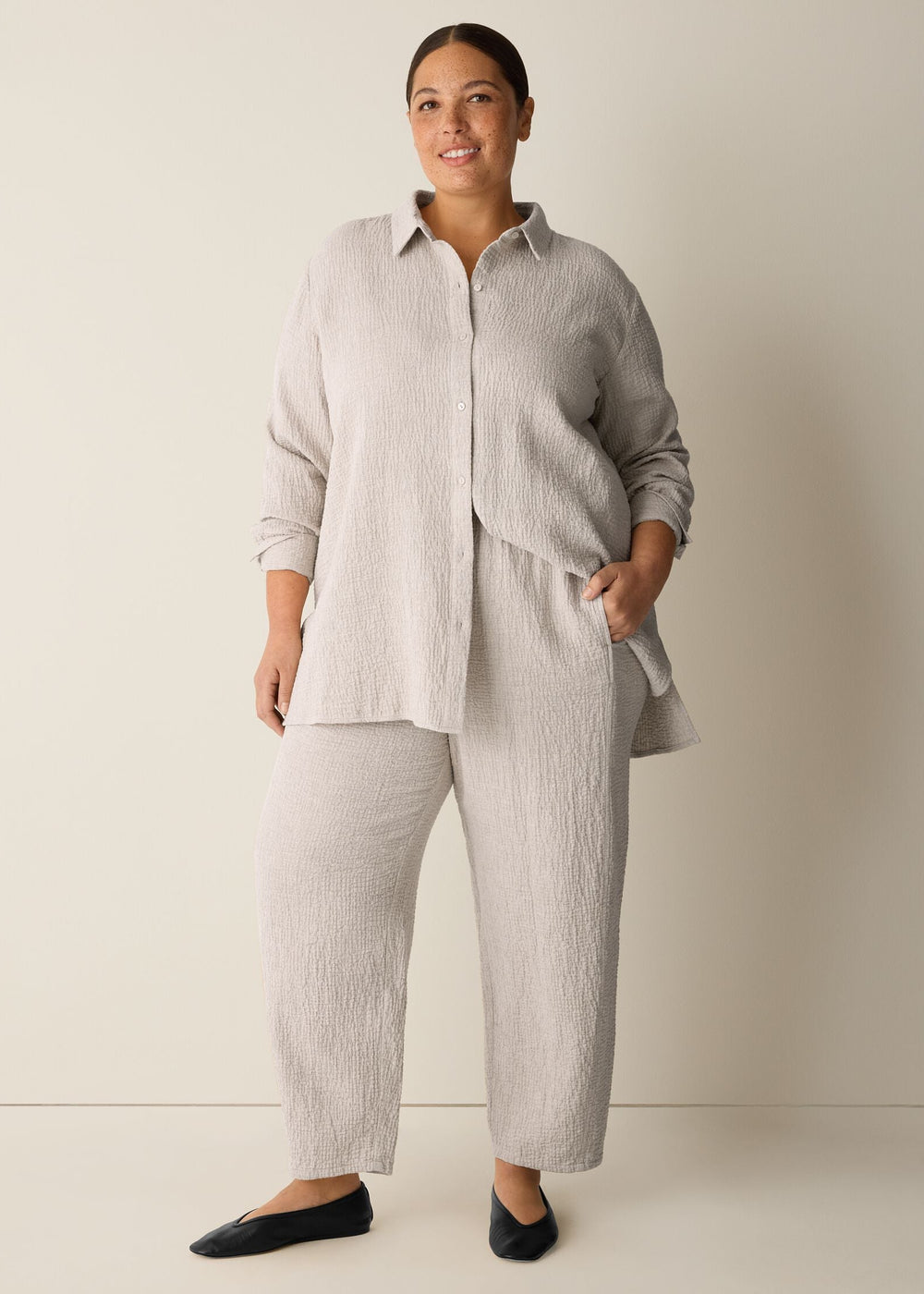 Front view of plus size Eileen Fisher Organic Cotton Double weave Ankle Lantern Pant with Pockets in Dove