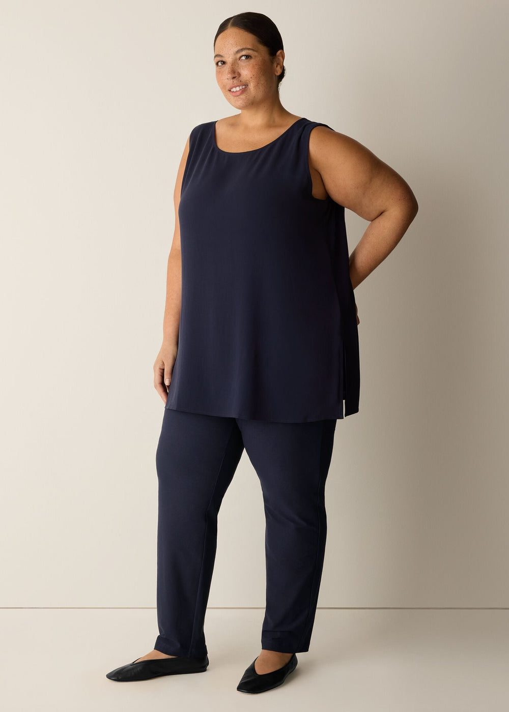 Front view of plus size Eileen Fisher Silk Georgette Crepe Ballet Neck sleeveless tunic in Ink