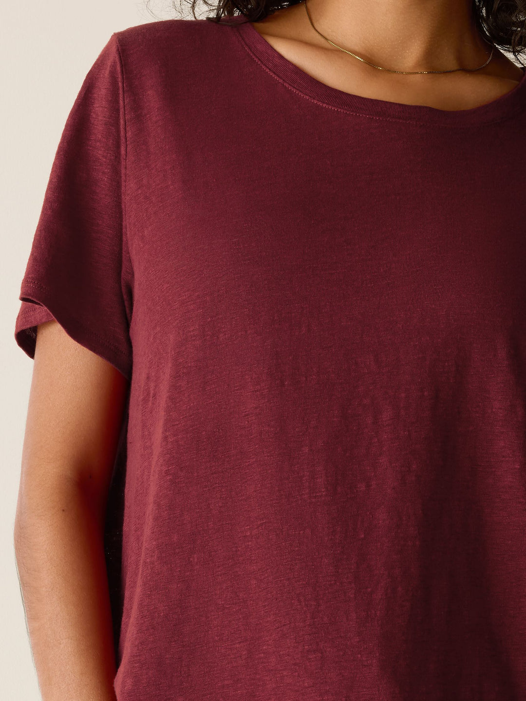 Eileen Fisher Organic Linen Jersey Crewneck Short Sleeve Tee in Sundried Tomato