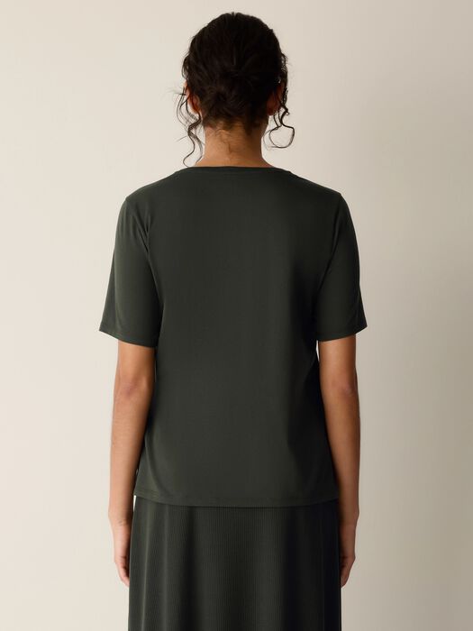 Back view of dark green-black short-sleeve crewneck tee