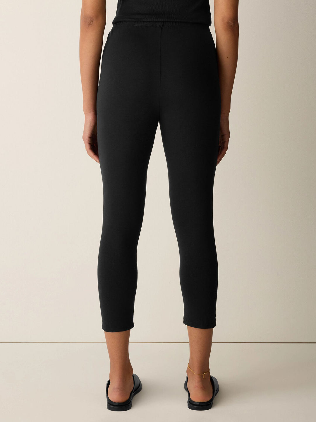 Eileen Fisher Capri Legging in Black