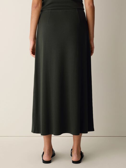 Black ribbed knit full-length skirt with draped straight fit to mid-calf