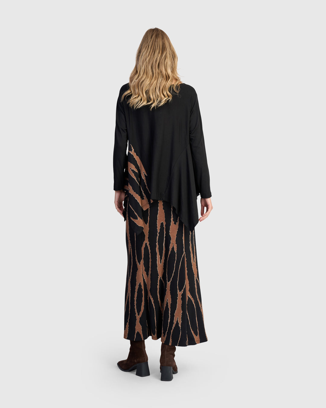 Alembika L/S Jersey Black Tunic with Wood Print insert and Shark Bite Hem in Wood