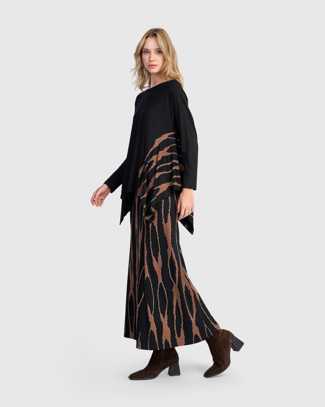 Alembika Long Jersey Pull on Wood Print Skirt in Wood