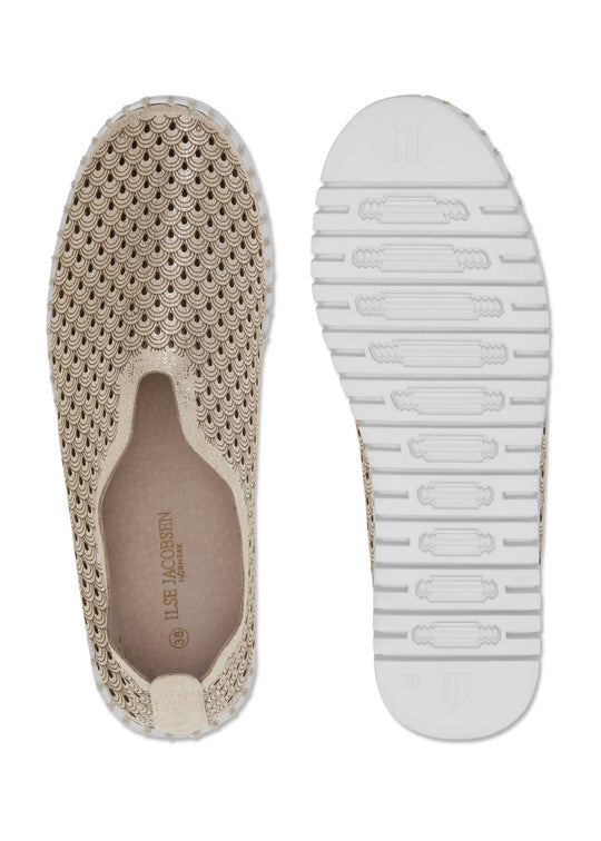 front and bottom view of Ilse Jacobsen Platform Pearl Microfiber Laser Cut Slip on in Silver/White