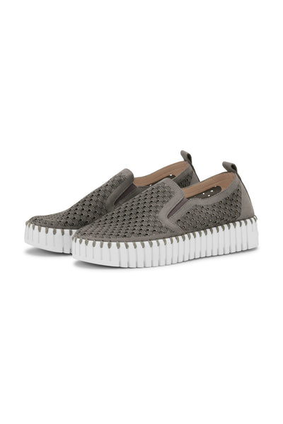 front view of Ilse Jacobsen microfiber upper Slip on Platform in Smoked Pearl