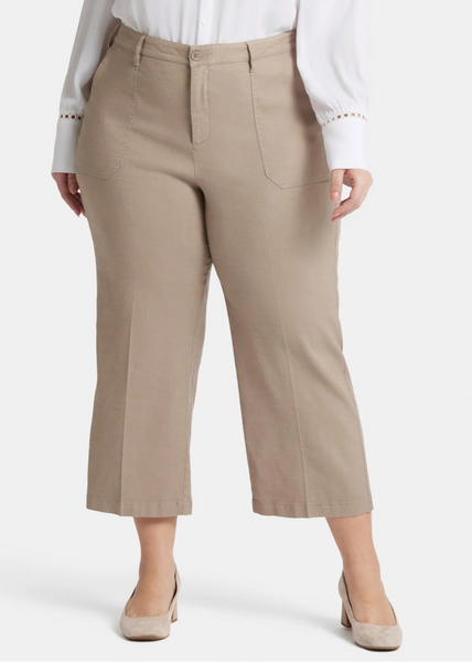 NYDJ Stretch Linen Blend Wide Leg Cargo Capri Pant in Saddlewood