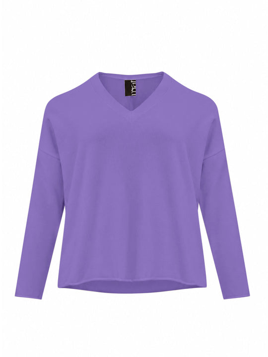 Lilac V-neck sweater with long sleeves and rolled hem, relaxed fit.