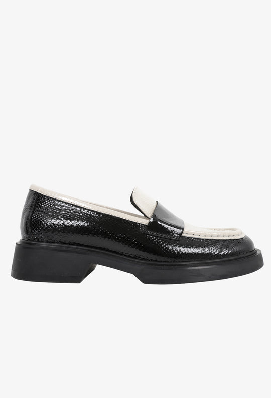 Minx Calypso Patent Loafer in Black Vanilla