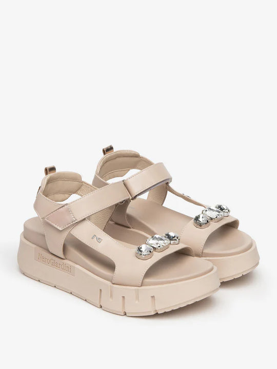 Nero Giardini Armenia Cipria T. Brill Sandal in Beige